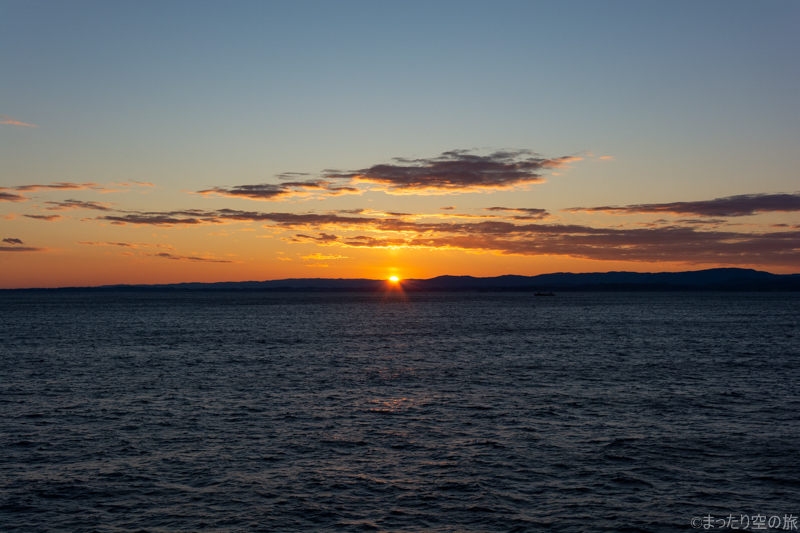 福島沖から望む日没