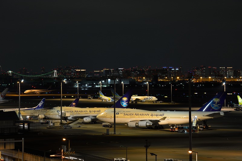 羽田空港に飛来したサウジアラビア政府のB747-400とB747SP