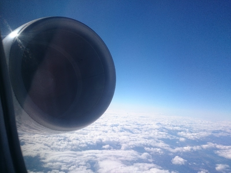 機内から見えたCRJ700のリアエンジン